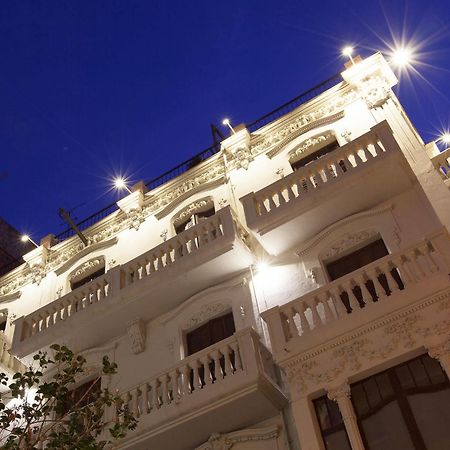 Click&Flat Seneca Suites Barcelona Kültér fotó