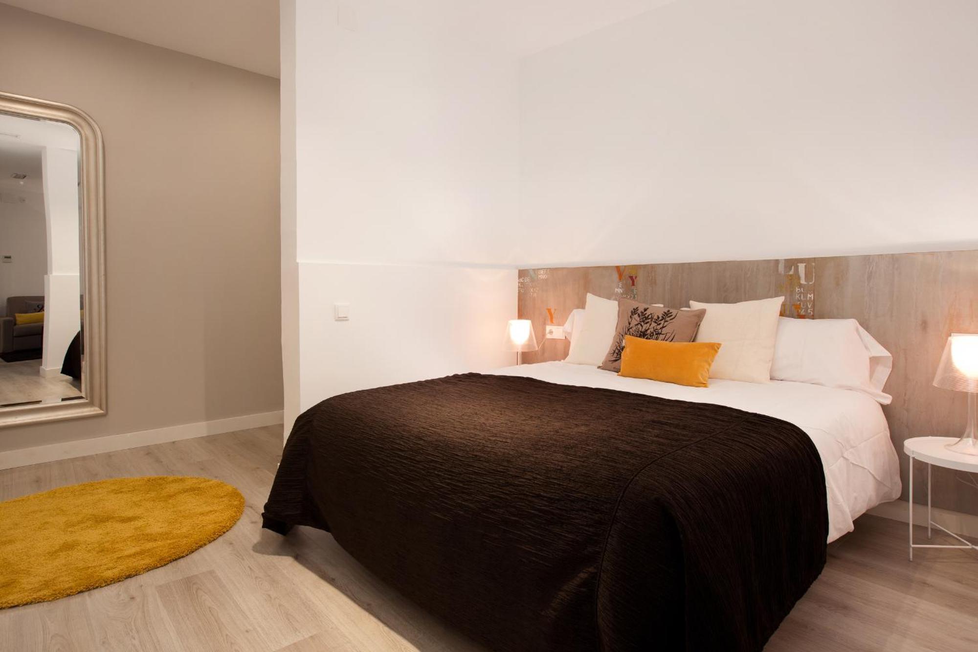 Click&Flat Seneca Suites Barcelona Szoba fotó