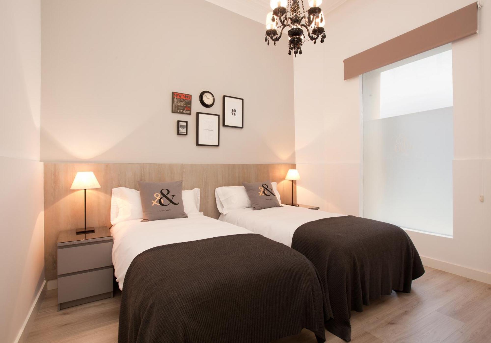 Click&Flat Seneca Suites Barcelona Szoba fotó