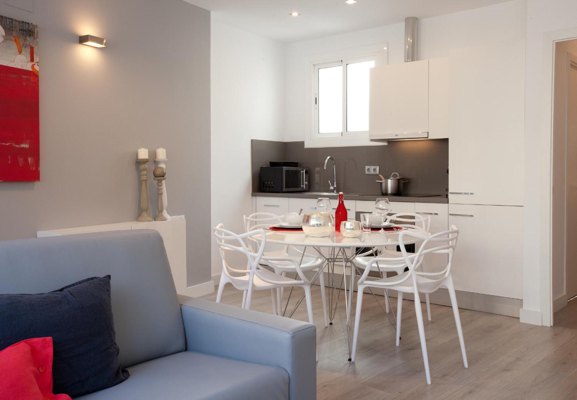 Click&Flat Seneca Suites Barcelona Szoba fotó