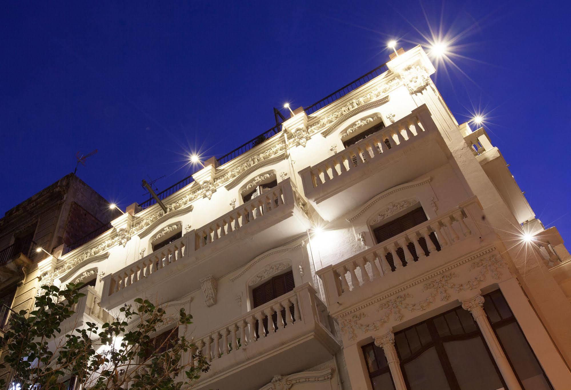 Click&Flat Seneca Suites Barcelona Kültér fotó