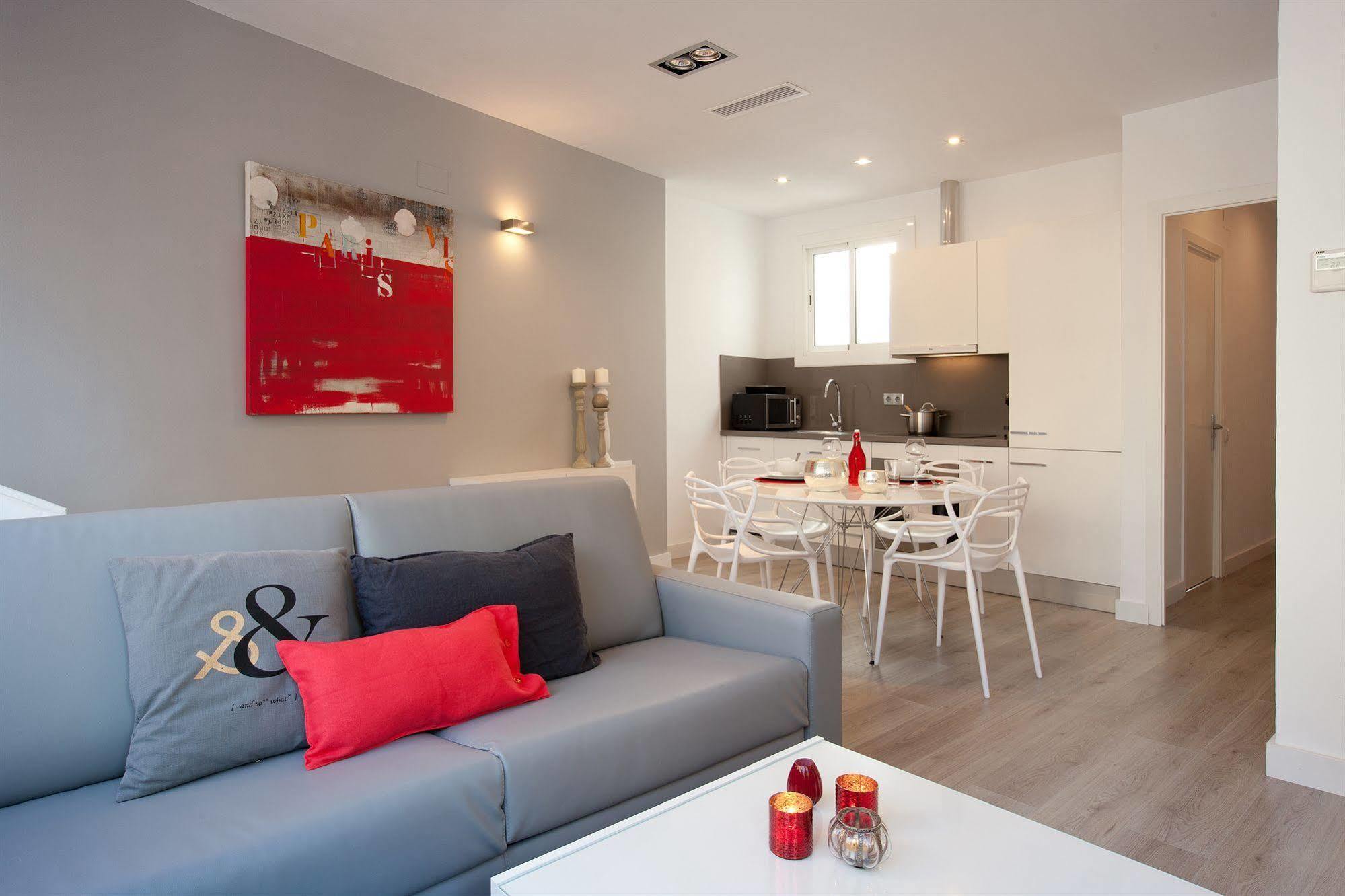 Click&Flat Seneca Suites Barcelona Kültér fotó